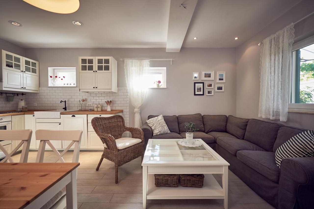 Tonka Apartman *